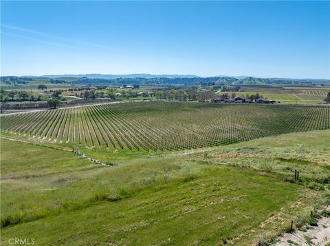 Tiny photo for 7310 Estrella Road Rd, San Miguel, CA 93451 (MLS # NS26058640)