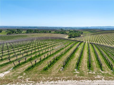 Tiny photo for 7310 Estrella Road Rd, San Miguel, CA 93451 (MLS # NS26058640)