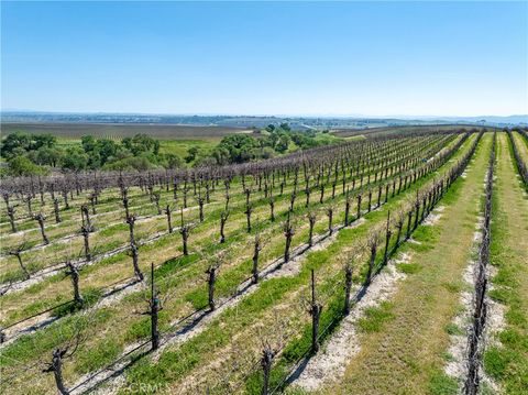 Tiny photo for 7310 Estrella Road Rd, San Miguel, CA 93451 (MLS # NS26058640)