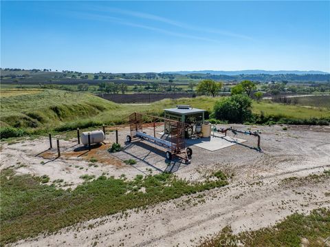 Tiny photo for 7310 Estrella Road Rd, San Miguel, CA 93451 (MLS # NS26058640)