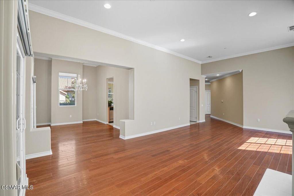 Paseo de Flores-505 - 1005142 - Residential