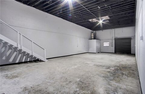 5910 E Washington Boulevard Commerce CA 90040