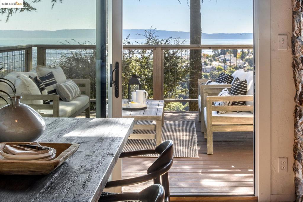 HILLCREST ESTATE - Residential