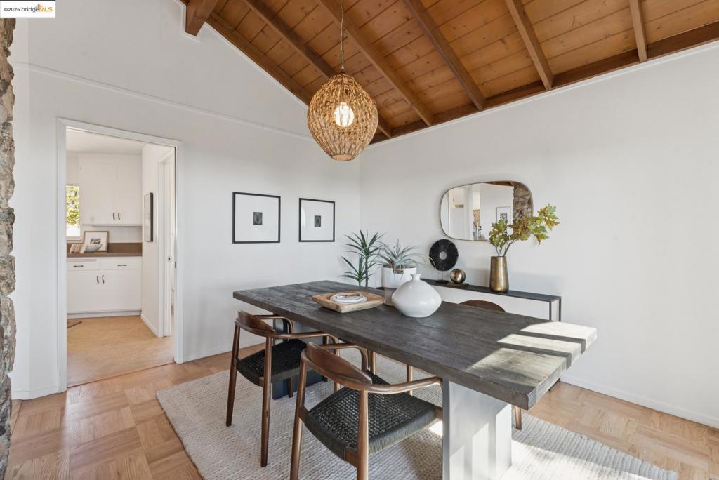 HILLCREST ESTATE - Residential