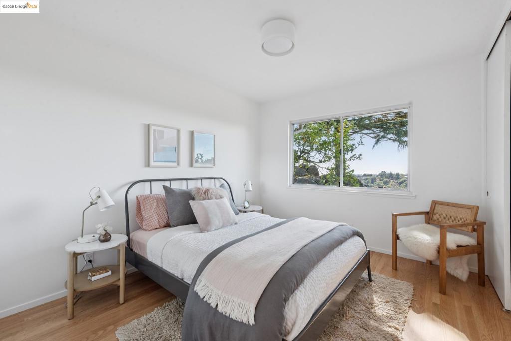 HILLCREST ESTATE - Residential