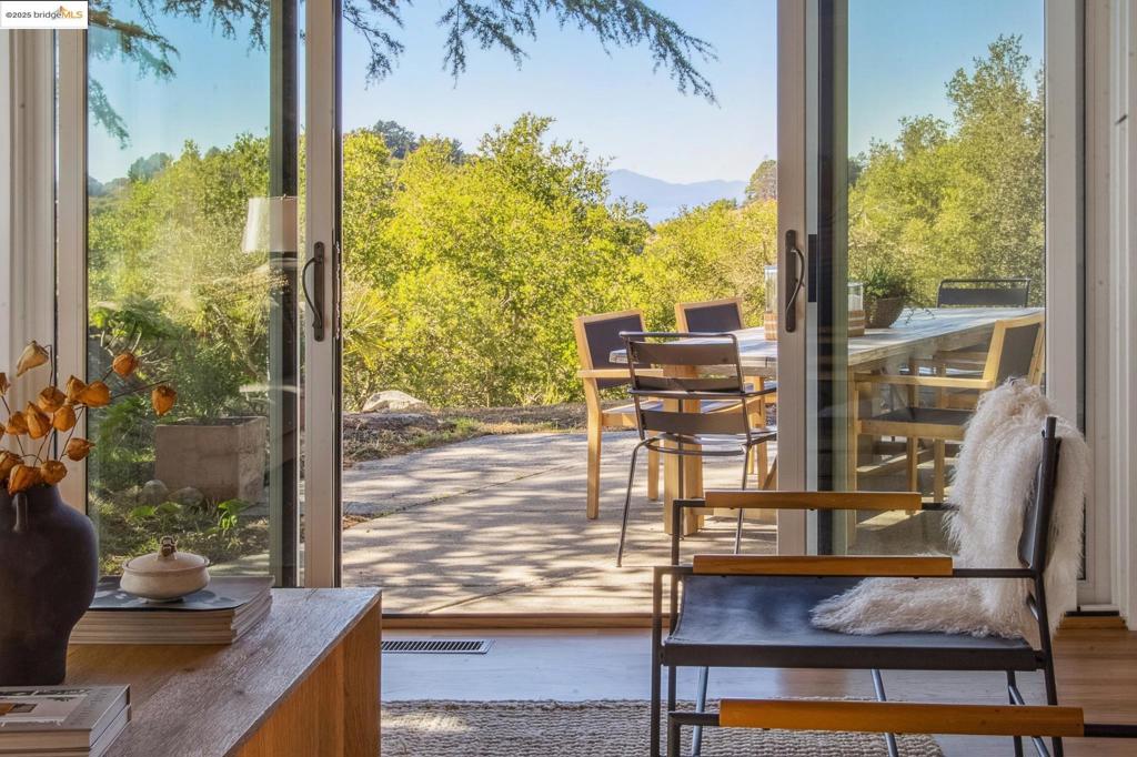 HILLCREST ESTATE - Residential