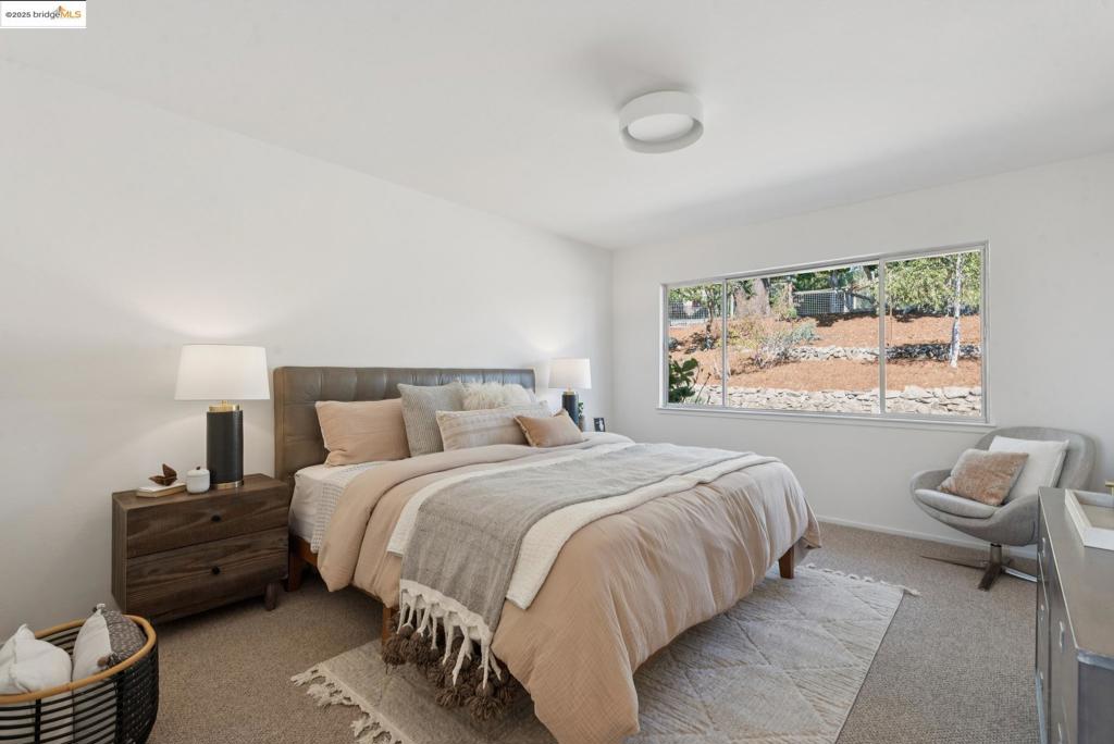 HILLCREST ESTATE - Residential