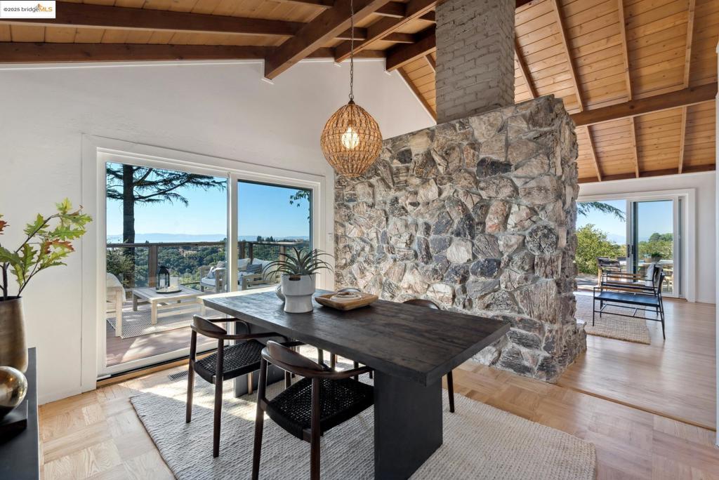HILLCREST ESTATE - Residential