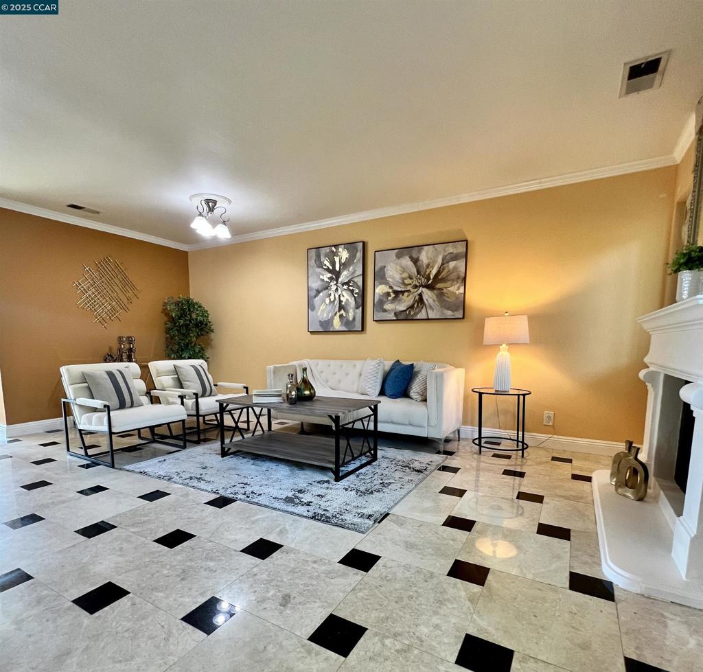 FAIRMONT - Residential