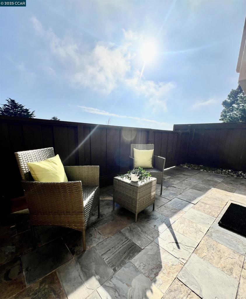 FAIRMONT - Residential