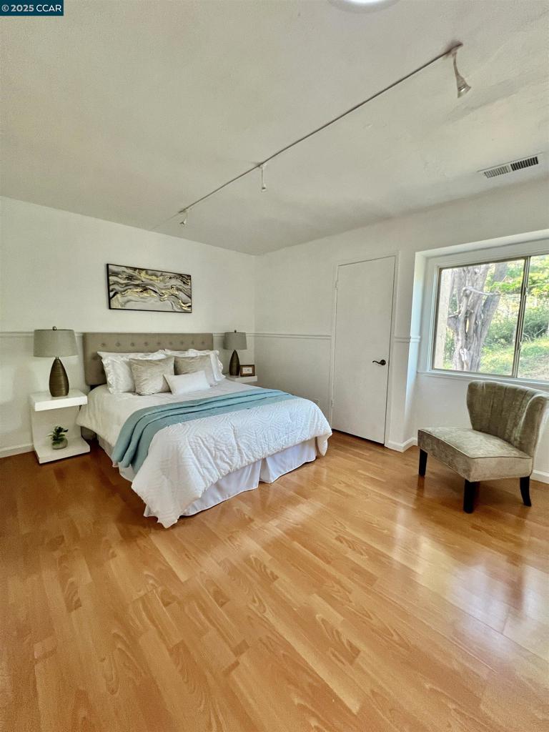 FAIRMONT - Residential