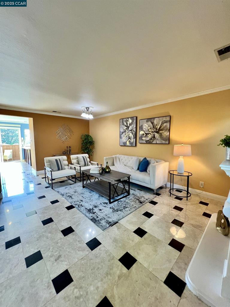 FAIRMONT - Residential