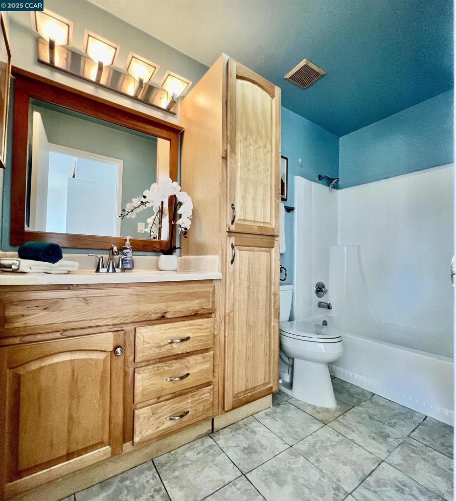 FAIRMONT - Residential