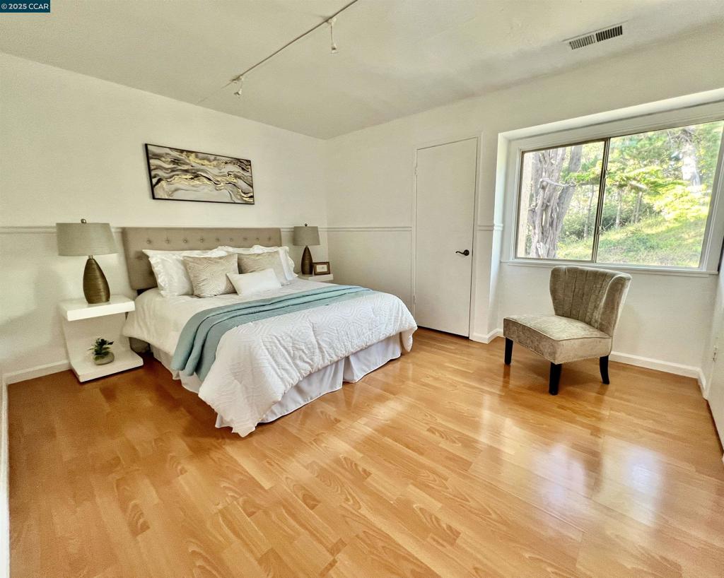 FAIRMONT - Residential