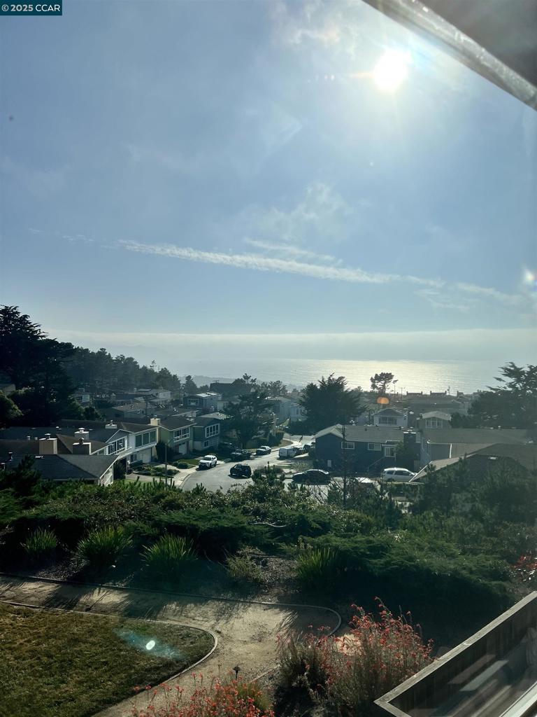 FAIRMONT - Residential