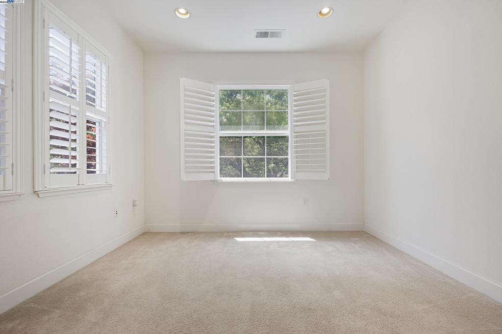 PHEASANT RIDGE - Residential