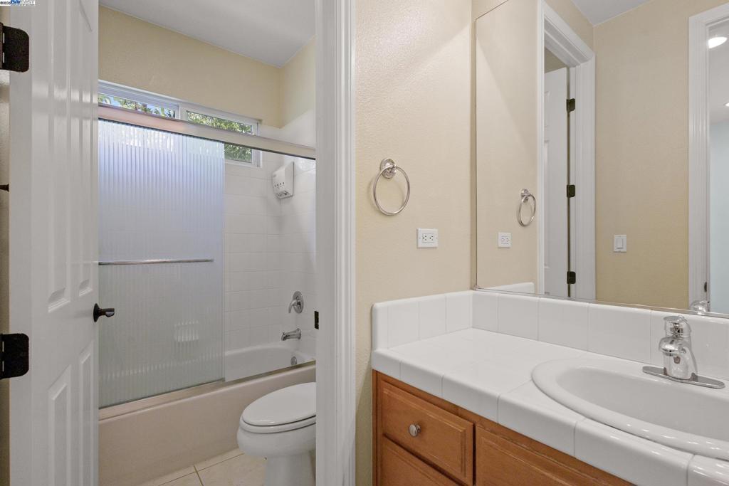 PHEASANT RIDGE - Residential