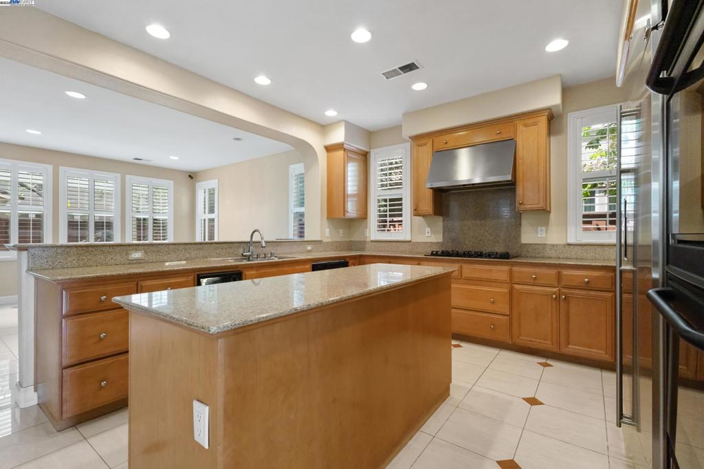 PHEASANT RIDGE - Residential