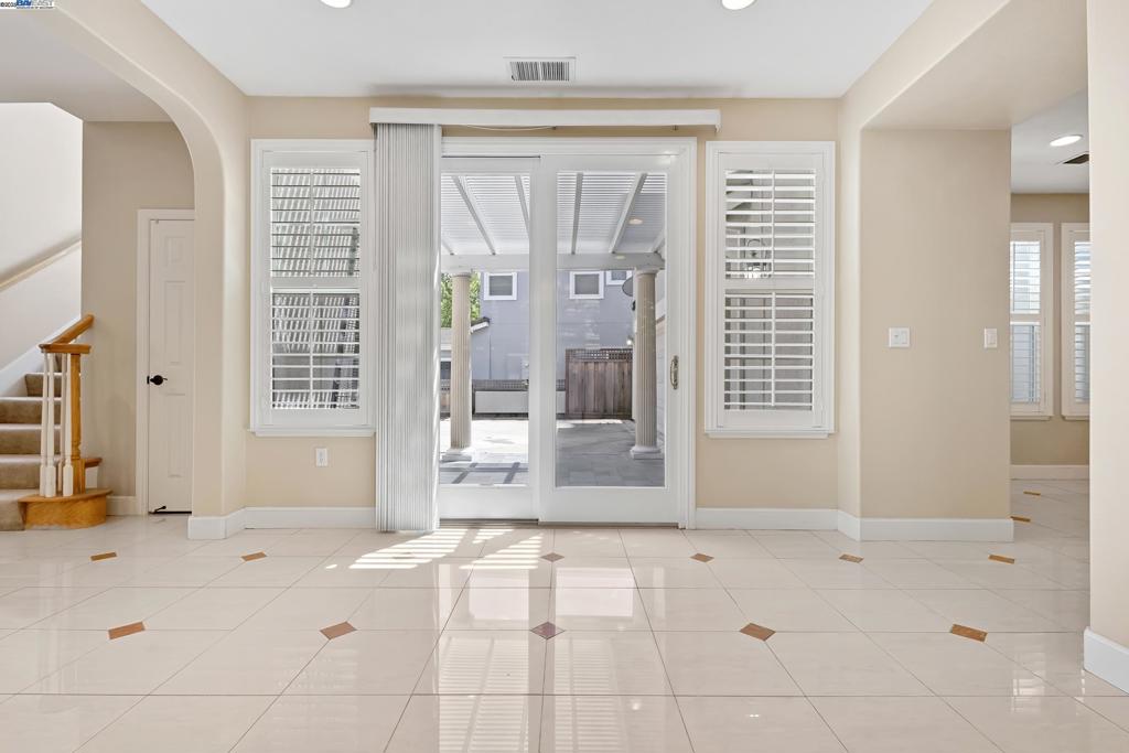 PHEASANT RIDGE - Residential