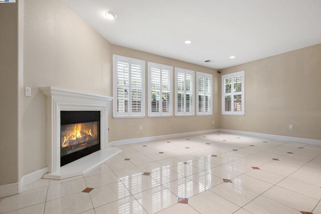 PHEASANT RIDGE - Residential