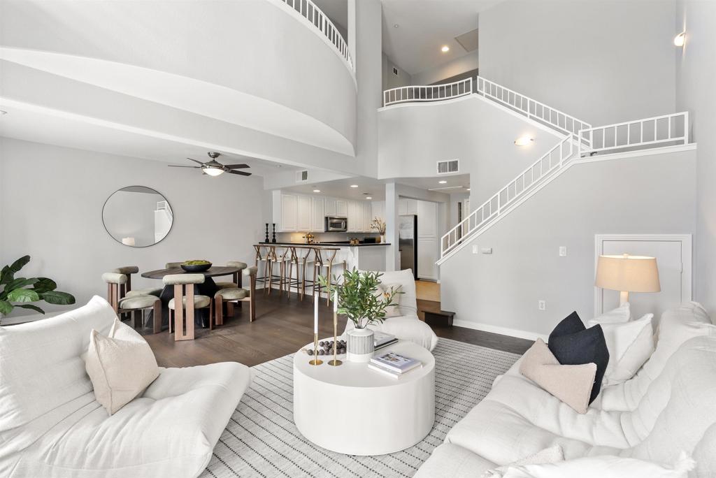 301 W G Street 433