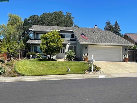 Photo of 167 Mount Tam Ct Ct, Martinez, CA 94553 (MLS # 41115749) Photo of 167 Mount Tam Ct Ct, Martinez, CA 94553 (MLS # 41115749)