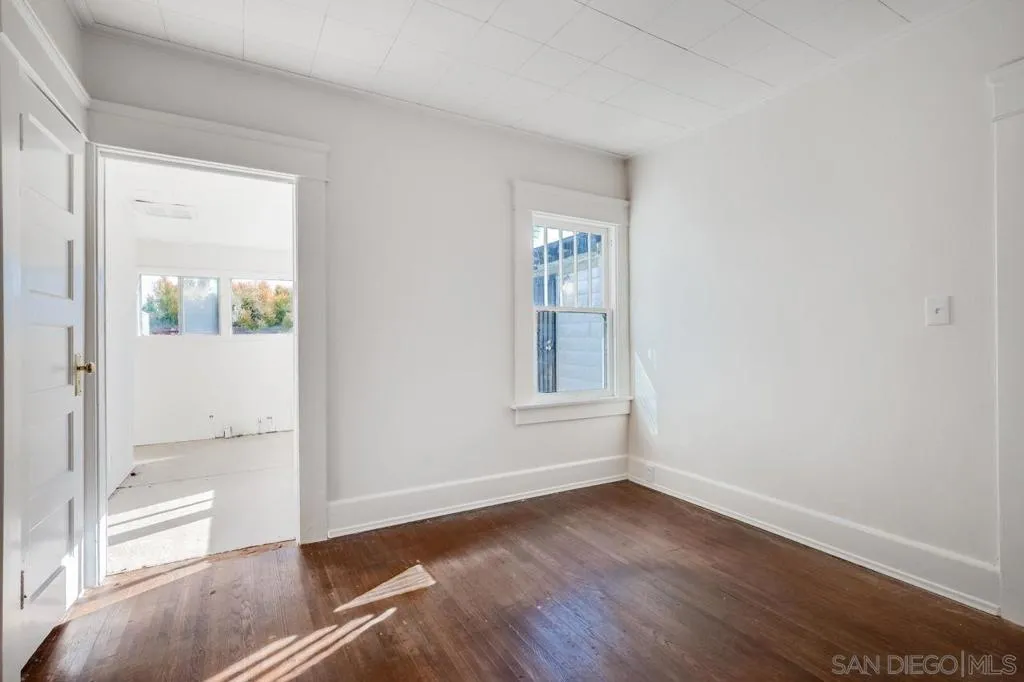 San Diego, California 92104, United States, 2 Bedrooms Bedrooms, ,2 BathroomsBathrooms,Residential,Active,242695