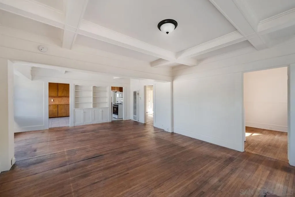 San Diego, California 92104, United States, 2 Bedrooms Bedrooms, ,2 BathroomsBathrooms,Residential,Active,242695