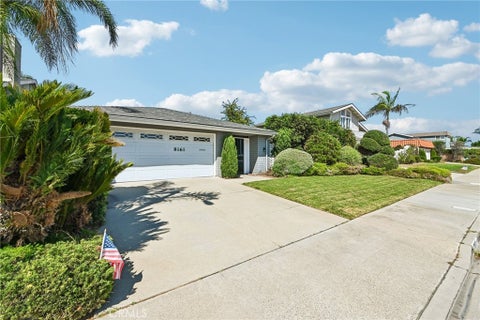 Photo of 8161 Falmouth DR, Huntington Beach, CA 92646 (MLS # OC26192212)