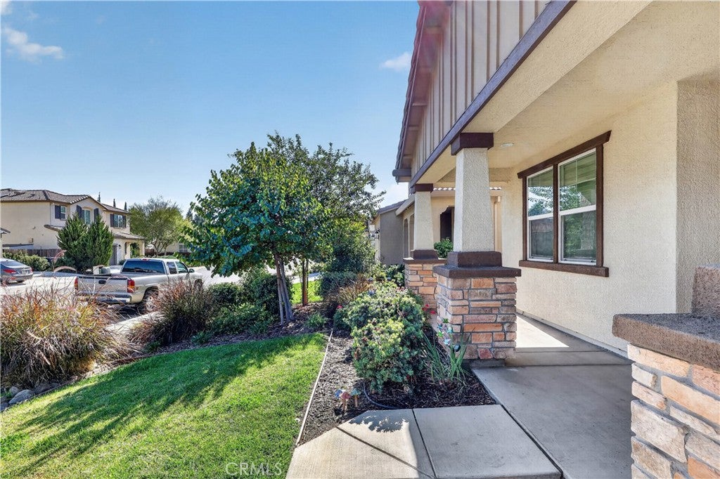 3527 Creekview Court