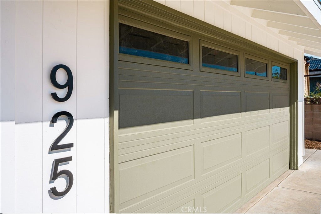 925 Eastglen