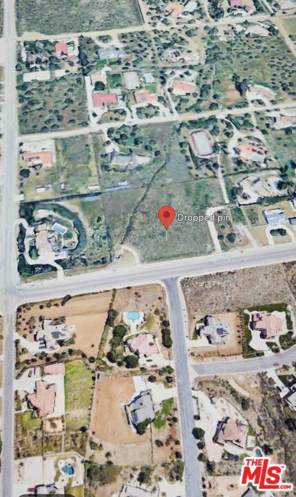 0 W Barrel Springs Rd