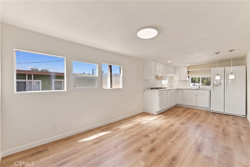5925 Mission Boulevard 15
