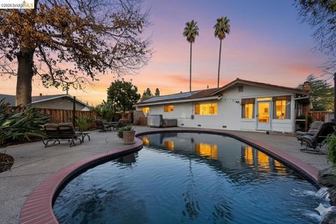 Photo of 1777 Clayton Way Way, Concord, CA 94519 (MLS # 41123578)