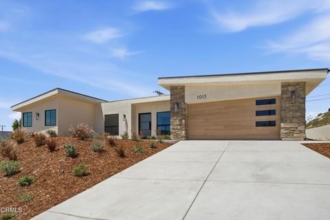 Photo of 1013 Colina Vista, Ventura, CA 93003 (MLS # V1-37459)