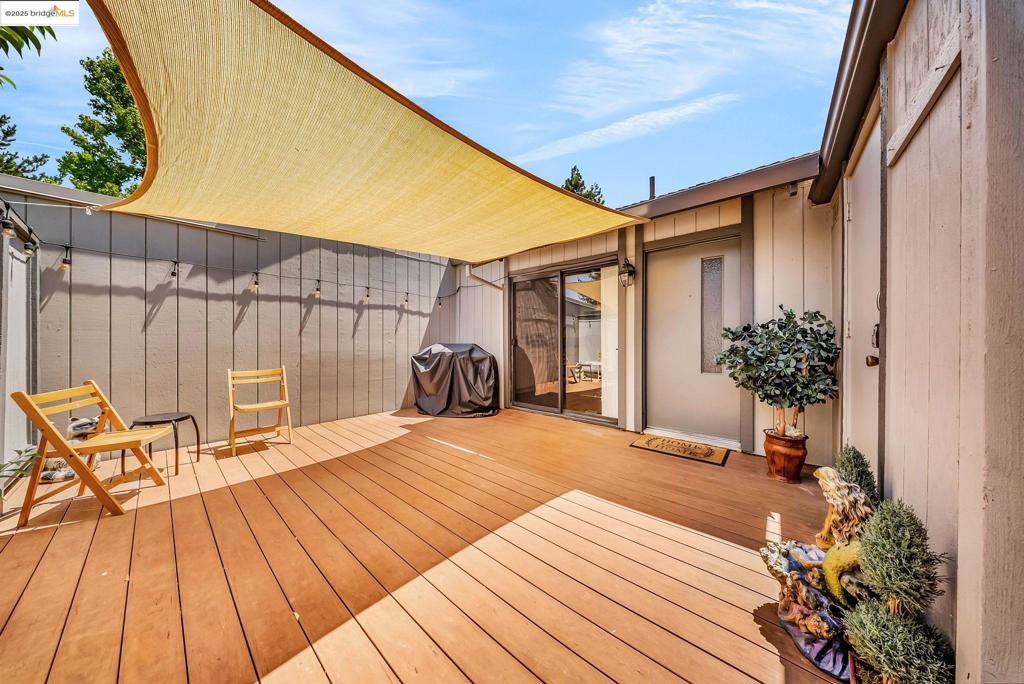 ASHWOOD - Residential