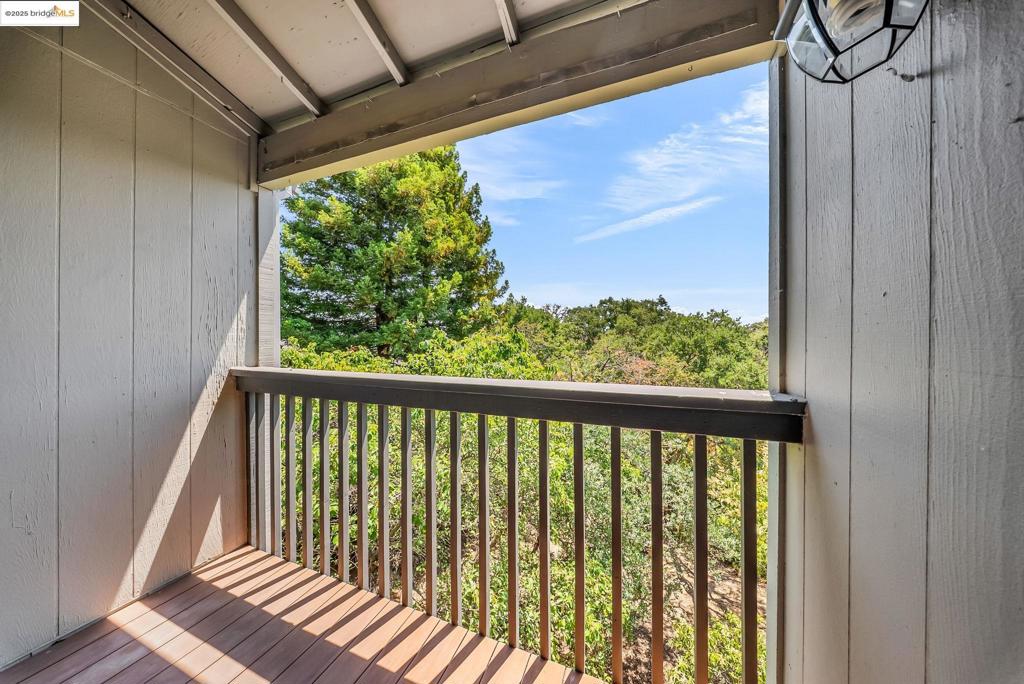 ASHWOOD - Residential