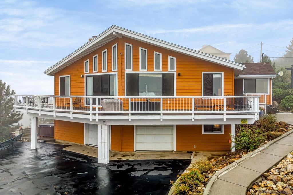 15574 N Peak