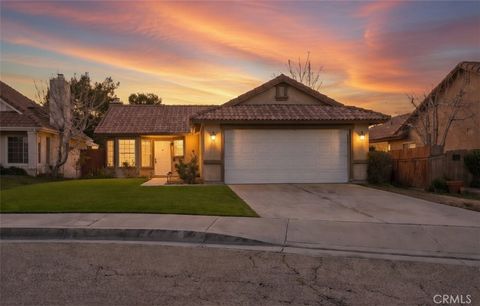 Photo of 36807 Haven Court, Palmdale, CA 93552 (MLS # SR26040971)