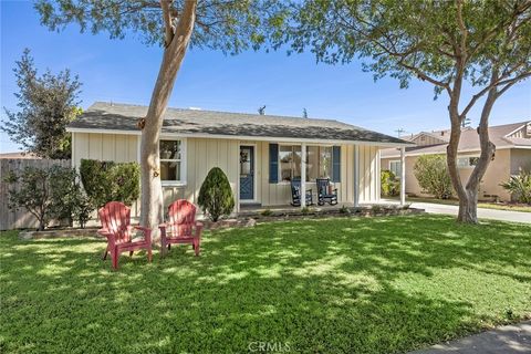 Photo of 536 N Hale Ave, Fullerton, CA 92831 (MLS # PW26057561)