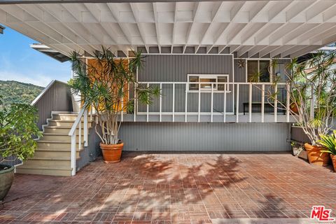 Photo of 2843 Lambert Drive, Los Angeles, CA 90068 (MLS # 26664357)