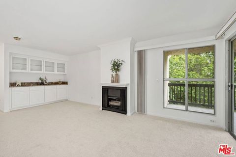Photo of 1211 Raintree Circle, Culver City, CA 90230 (MLS # 26667317)