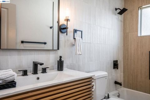 Tiny photo for 42663 42663 Hamilton Way Way, Fremont, CA 94538 (MLS # 41126309)