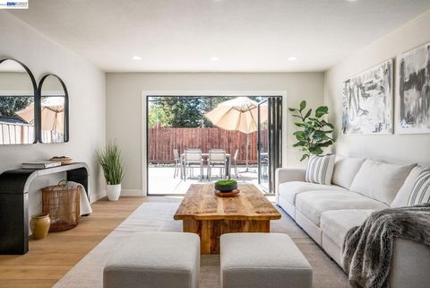 Tiny photo for 42663 42663 Hamilton Way Way, Fremont, CA 94538 (MLS # 41126309)