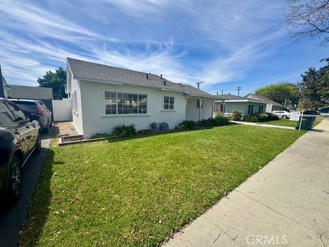 Photo of 14058 Carnell Street, Whittier, CA 90605 (MLS # PV26034391)