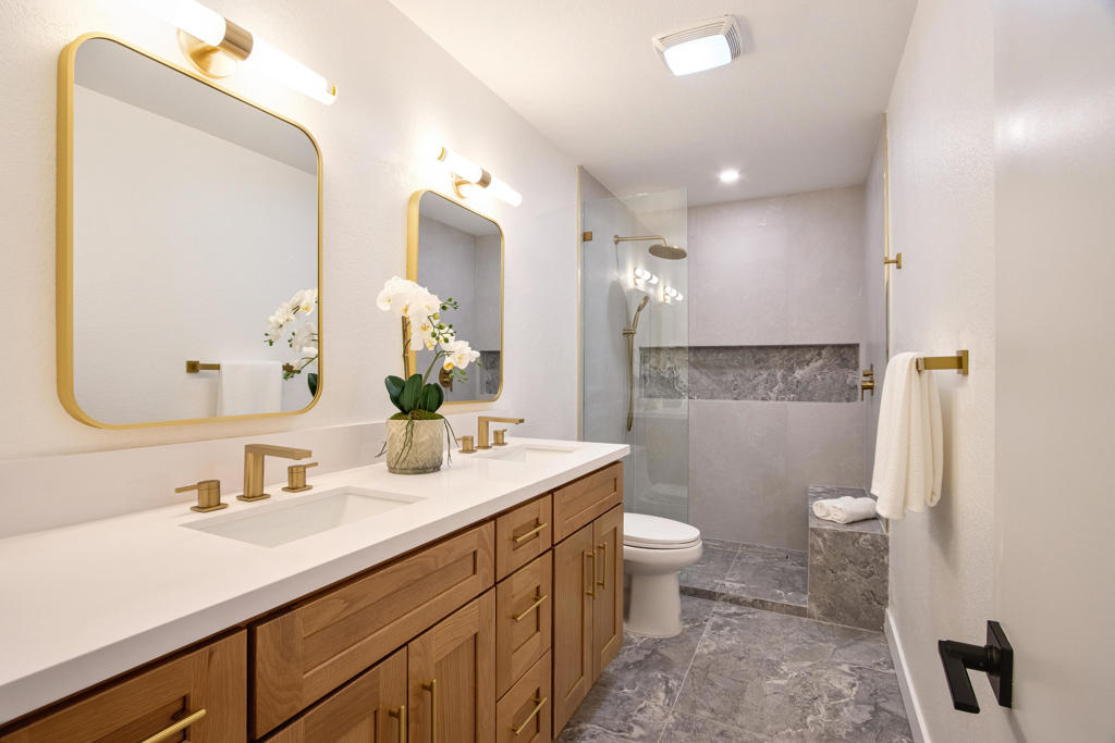 Woodhaven Country Cl - Residential