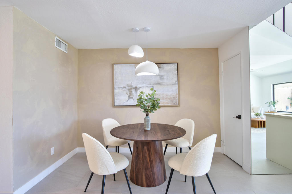 Woodhaven Country Cl - Residential
