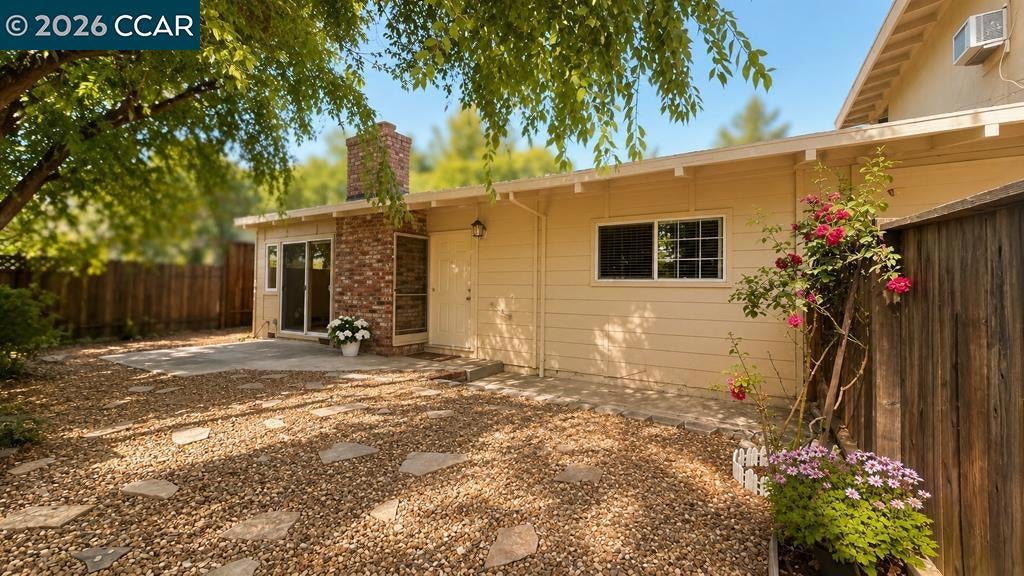 1594 Morgan Ln. Ln