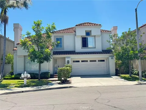MLS: OC26096964