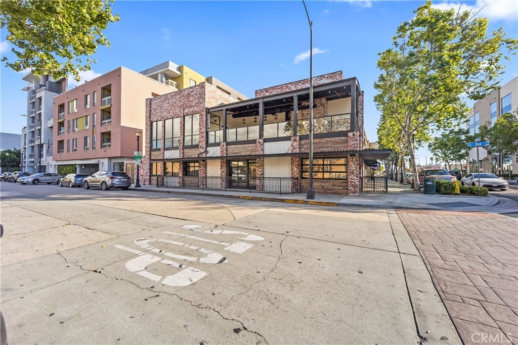 11100 Downey